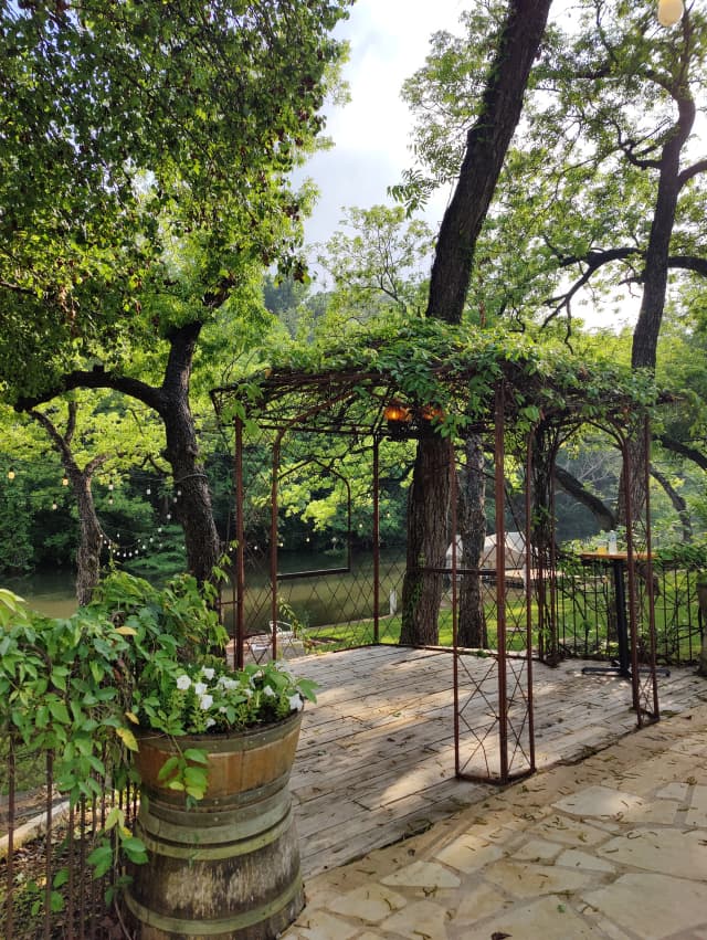 Photo of a pavillion